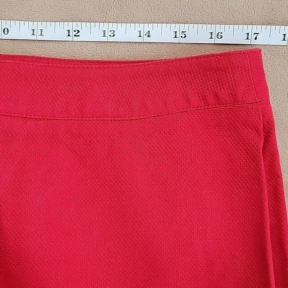 Liz Claiborne Liz Sport Red Bermuda Shorts Size 14 EUC - Picture 8 of 13